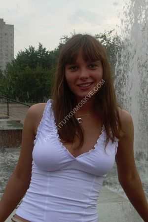 Нина, метро Нижегородская