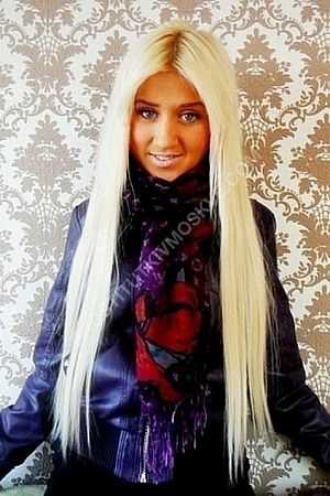 Ира, метро Калужская