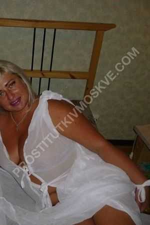 Ира, метро Домодедовская