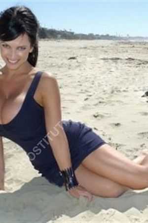 Кира, метро Сокол