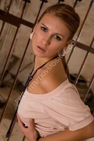 Валерия, метро Маяковская