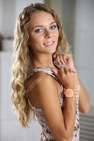 Юленька, метро Тургеневская