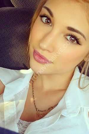 Даша, метро Алексеевская