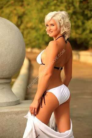 Маша, метро Окружная