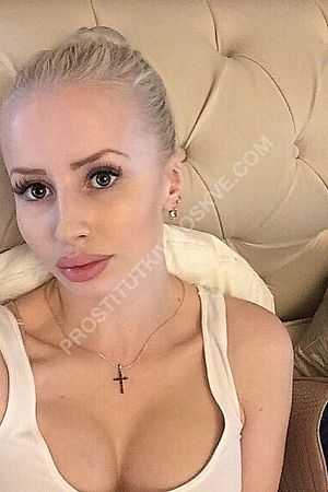 Милана, метро Коньково