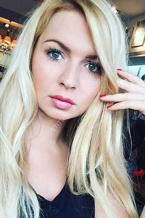 Анастасия, метро Крылатское