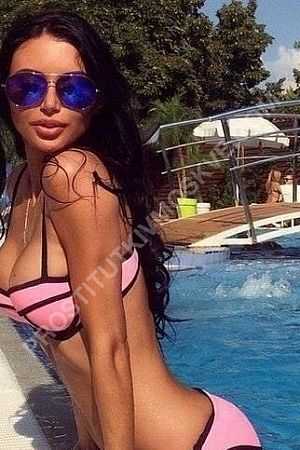 Ольга, метро Коломенская