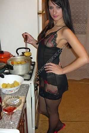 Анжела, метро Ботанический сад