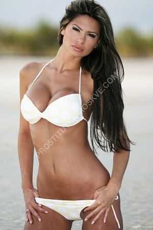 Лена, метро Международная