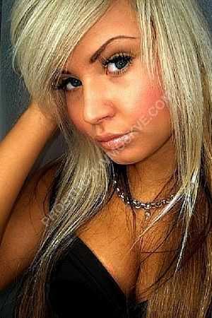 Анечка, метро Партизанская