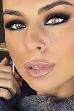 Юля, метро Чеховская