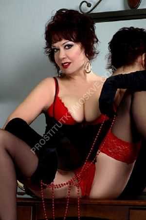 илона, метро Академическая