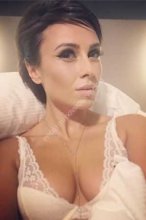 Настя, метро Полянка