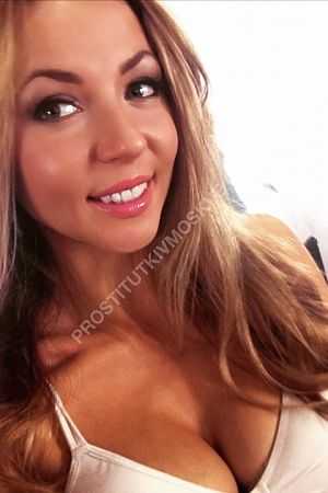 Маша, метро Измайловская