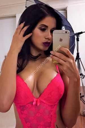 Лина, метро Саларьево