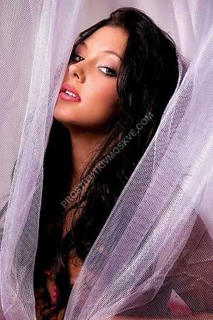 Моника, метро Царицыно