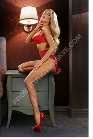 Яна, метро Полянка