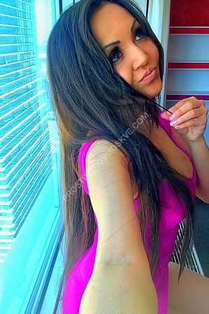 Роза, метро Царицыно