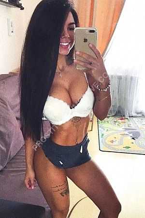 Виктория, метро Марьино