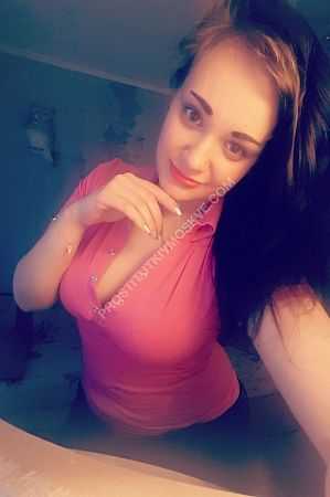 Ира, метро Петровский парк