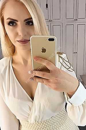 Ира, метро Варшавская