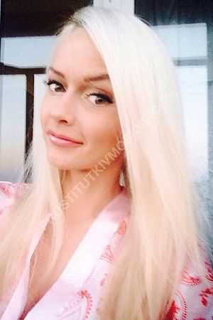 Лия, метро Дмитровская