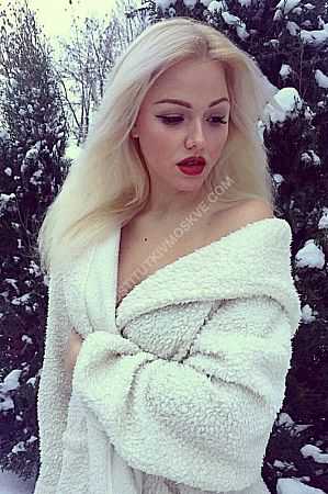 Людмила, метро Выставочная