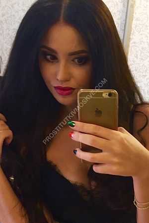 Алиса, метро Алма-Атинская