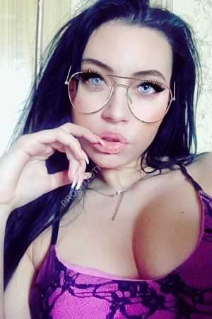 Оля, метро Пушкинская