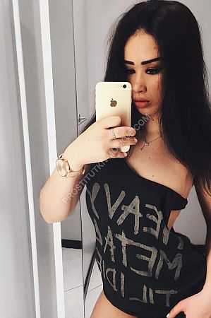 Лена, метро Перово