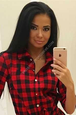 Оля, метро Шелепиха