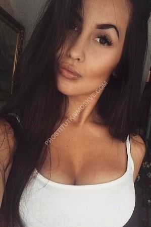 Лена, метро Андроновка