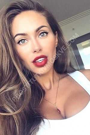 Виктория, метро Первомайская