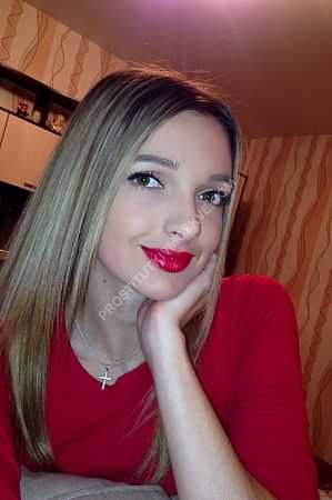 Света, метро Кузнецкий мост