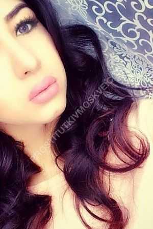 Гретта, метро Площадь Ильича