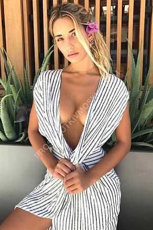 Даша, метро Сходненская