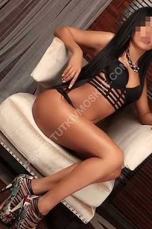 Юля, метро Лермонтовский проспект