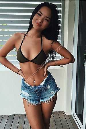 Оля, метро Марьино