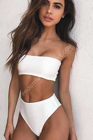 Оля, метро Петровский парк