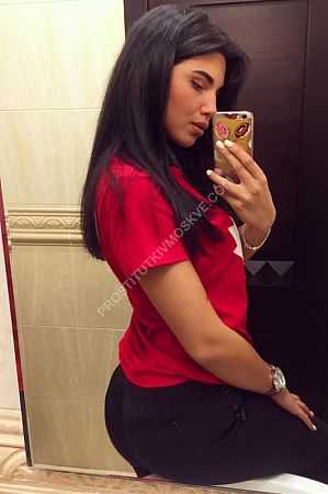 Лера, метро Варшавская