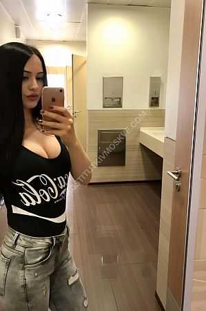 Таня, метро Варшавская