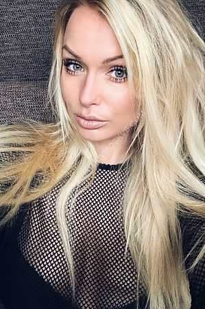 Аля, метро Фрунзенская