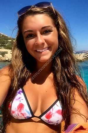 Марина, метро Полежаевская