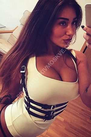 Ира, метро Ленинский проспект