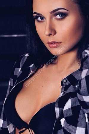 Ирина, метро Сретенский бульвар