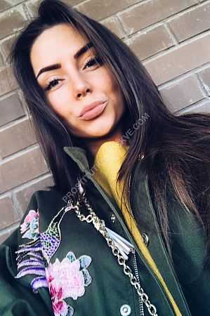 Александра, метро Хорошёвская