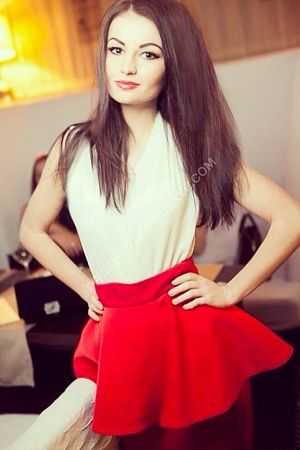 Оля, метро Добрынинская