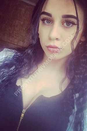 Агата, метро Лужники