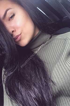 Алина, метро Юго-Западная