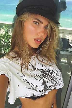 Кира, метро Селигерская